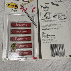 New Supreme Post-it Flags. Contains 100 flags per package